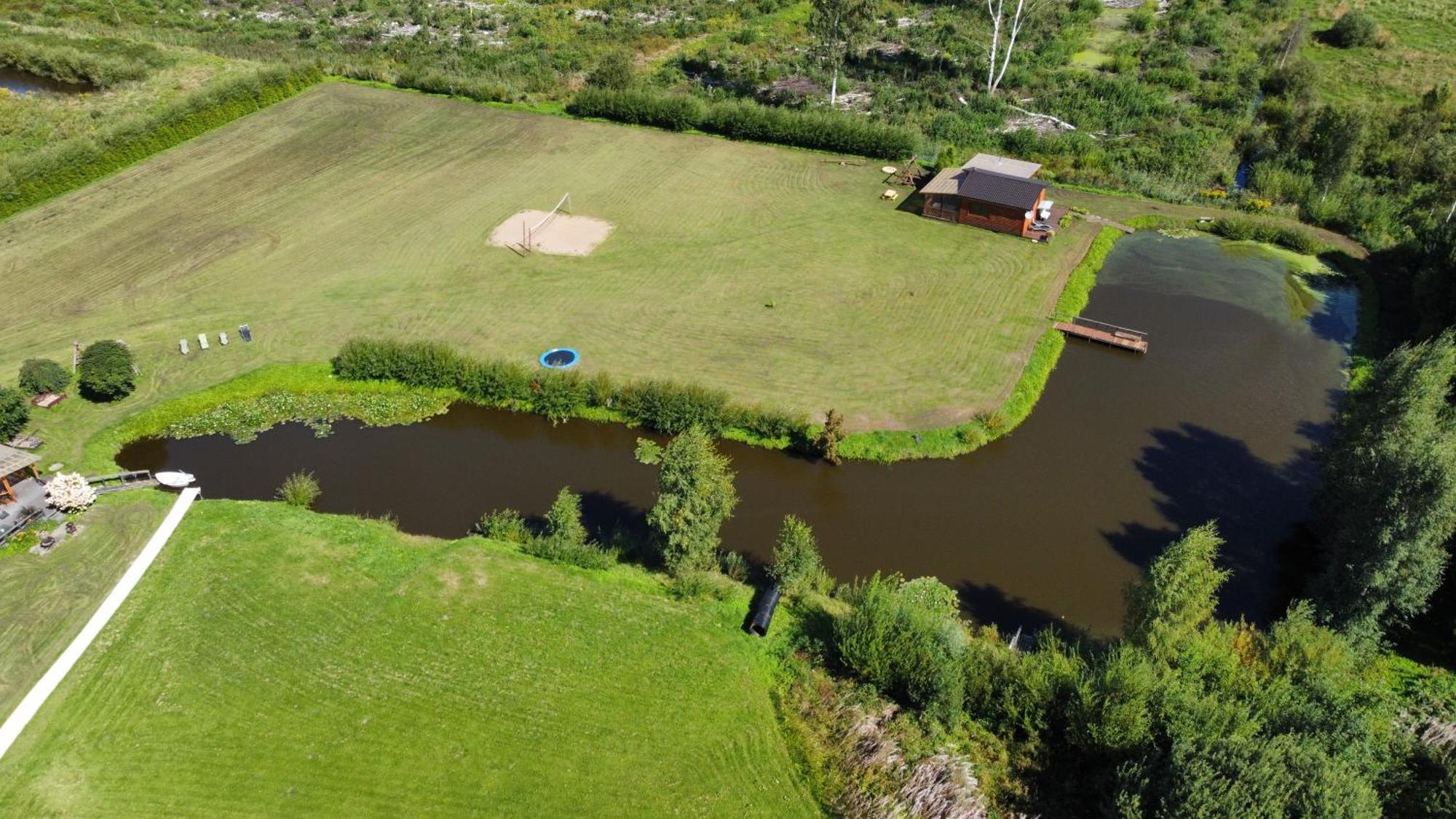 Kundzini Hotel Bīriņi Kültér fotó
