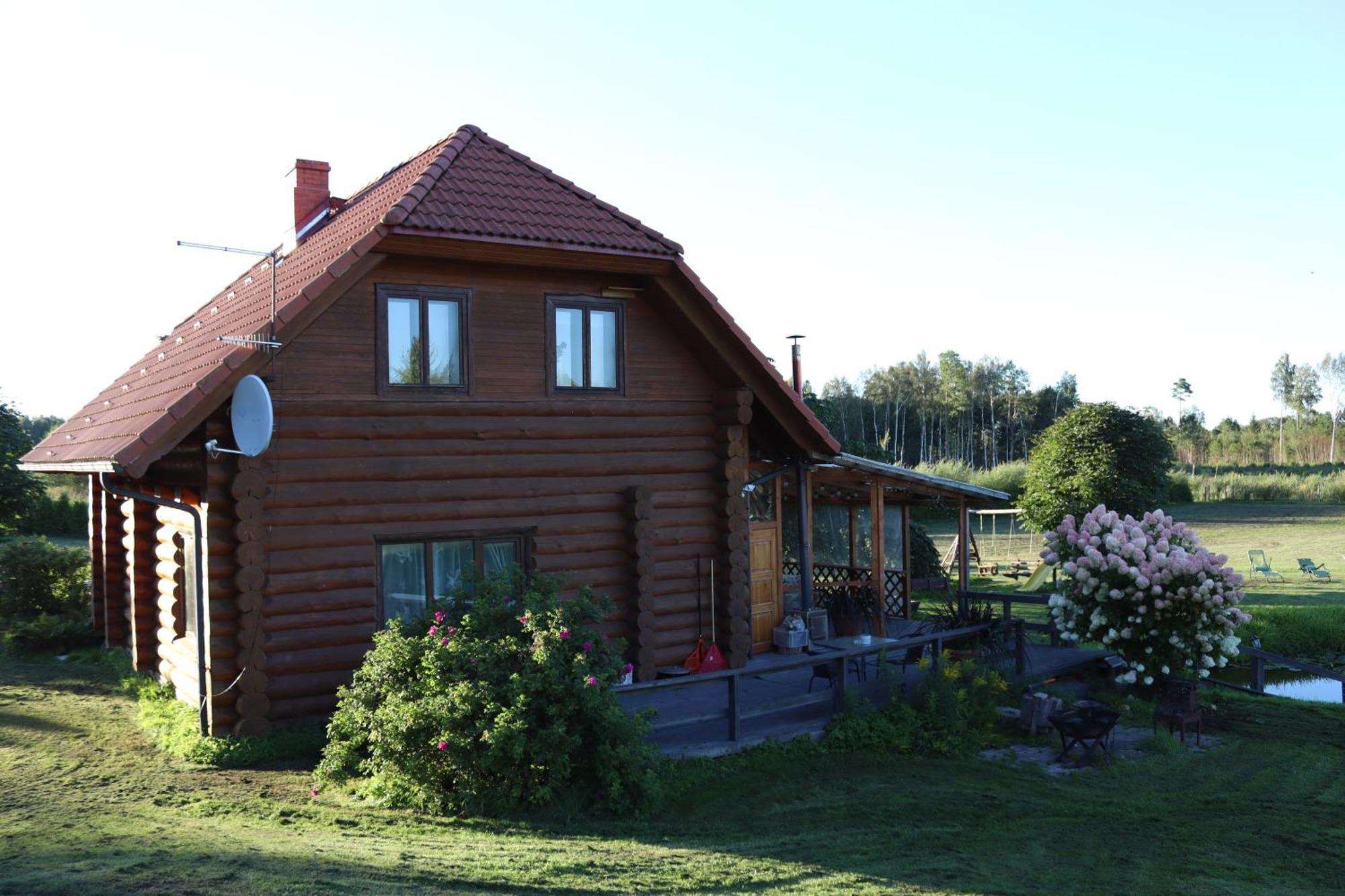 Kundzini Hotel Bīriņi Kültér fotó