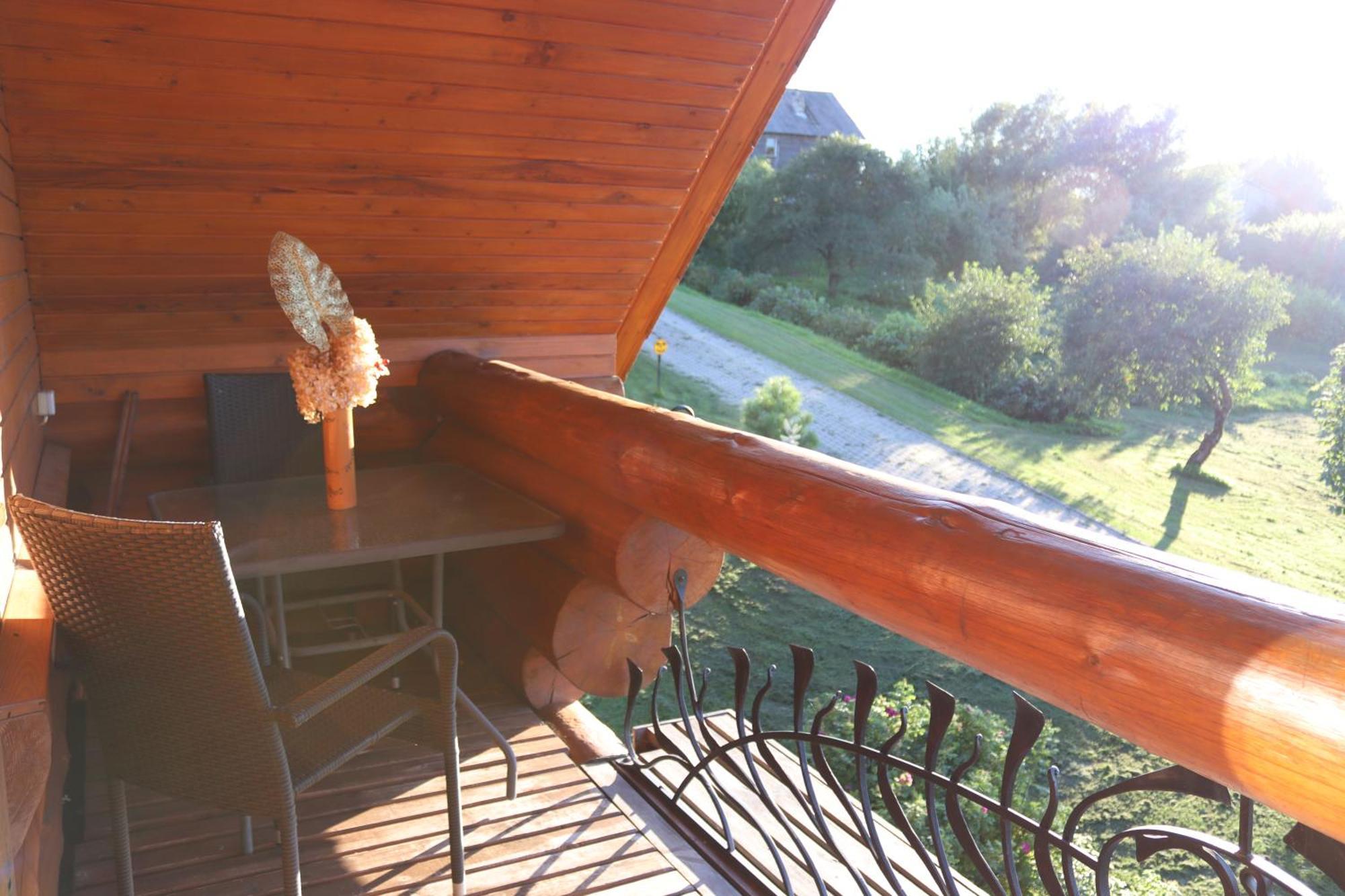 Kundzini Hotel Bīriņi Kültér fotó